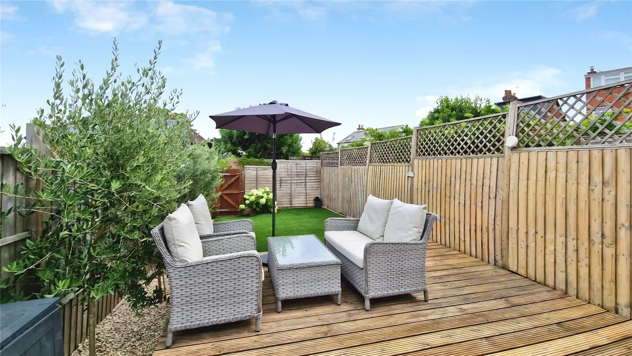 Rose Hill, Binfield, Bracknell, Berkshire, RG42 5LG, photo 20