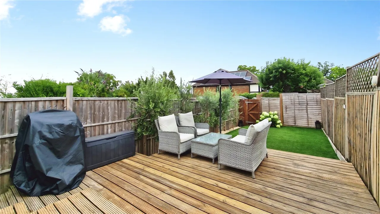 Rose Hill, Binfield, Bracknell, Berkshire, RG42 5LG, photo 21