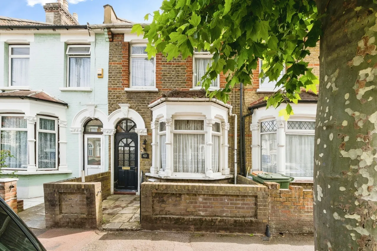 3 bed house for sale — Thorpe Road, East Ham, London, E6