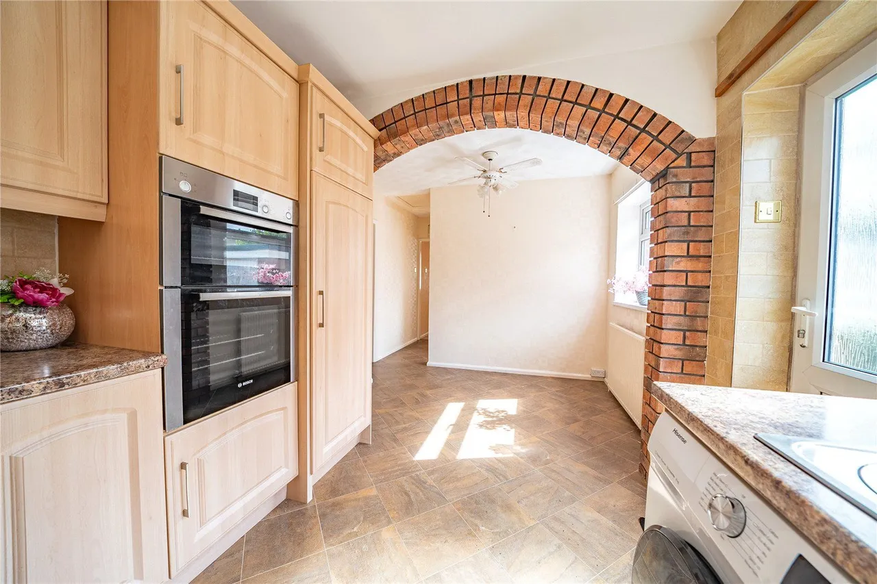 Hillcrest, Tadcaster, LS24, photo 12