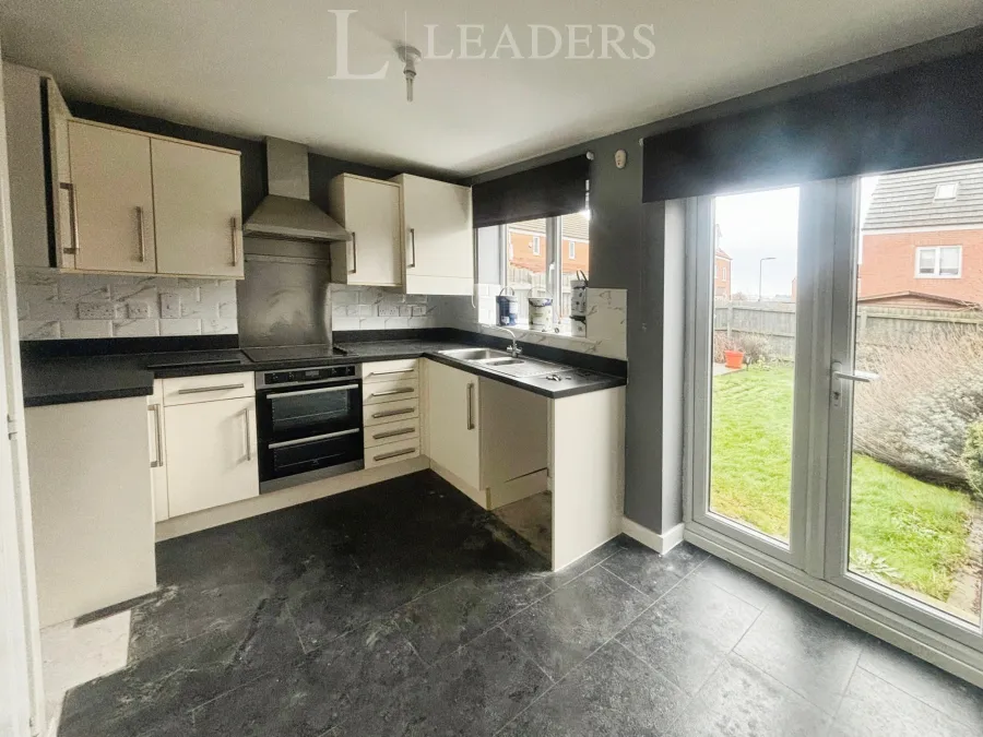 Bellona Drive, Peterborough, PE2, photo 2