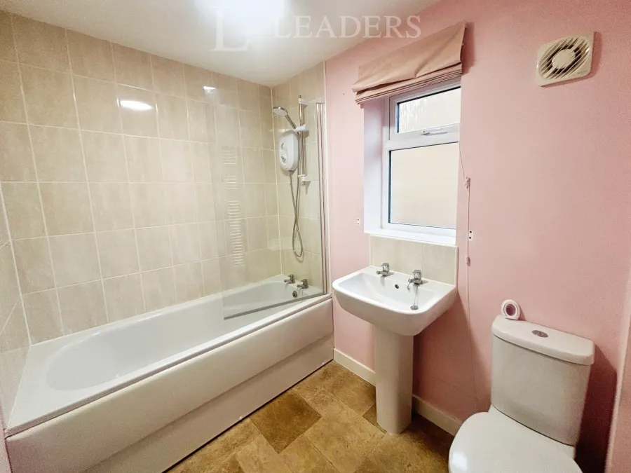 Bellona Drive, Peterborough, PE2, photo 12