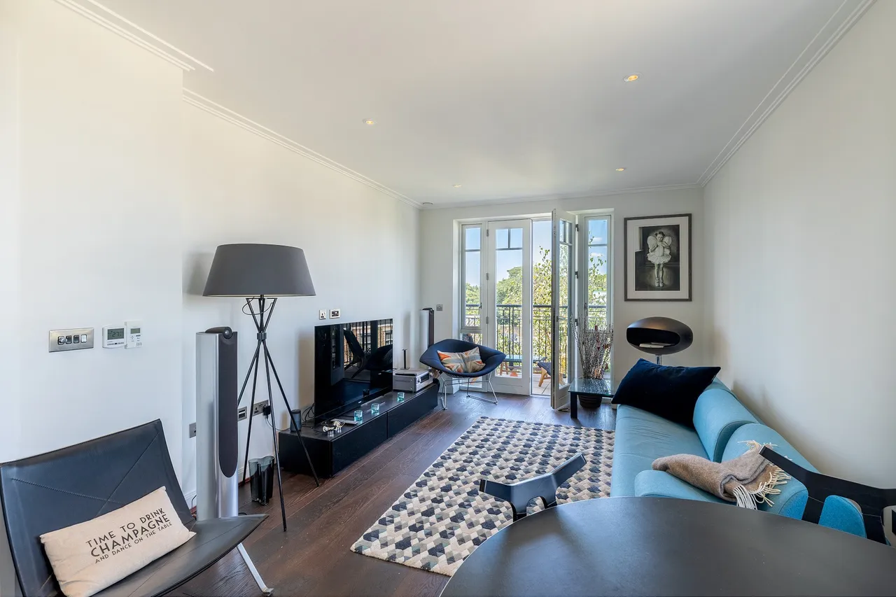 Carnwath Road, Fulham, SW6, photo 2
