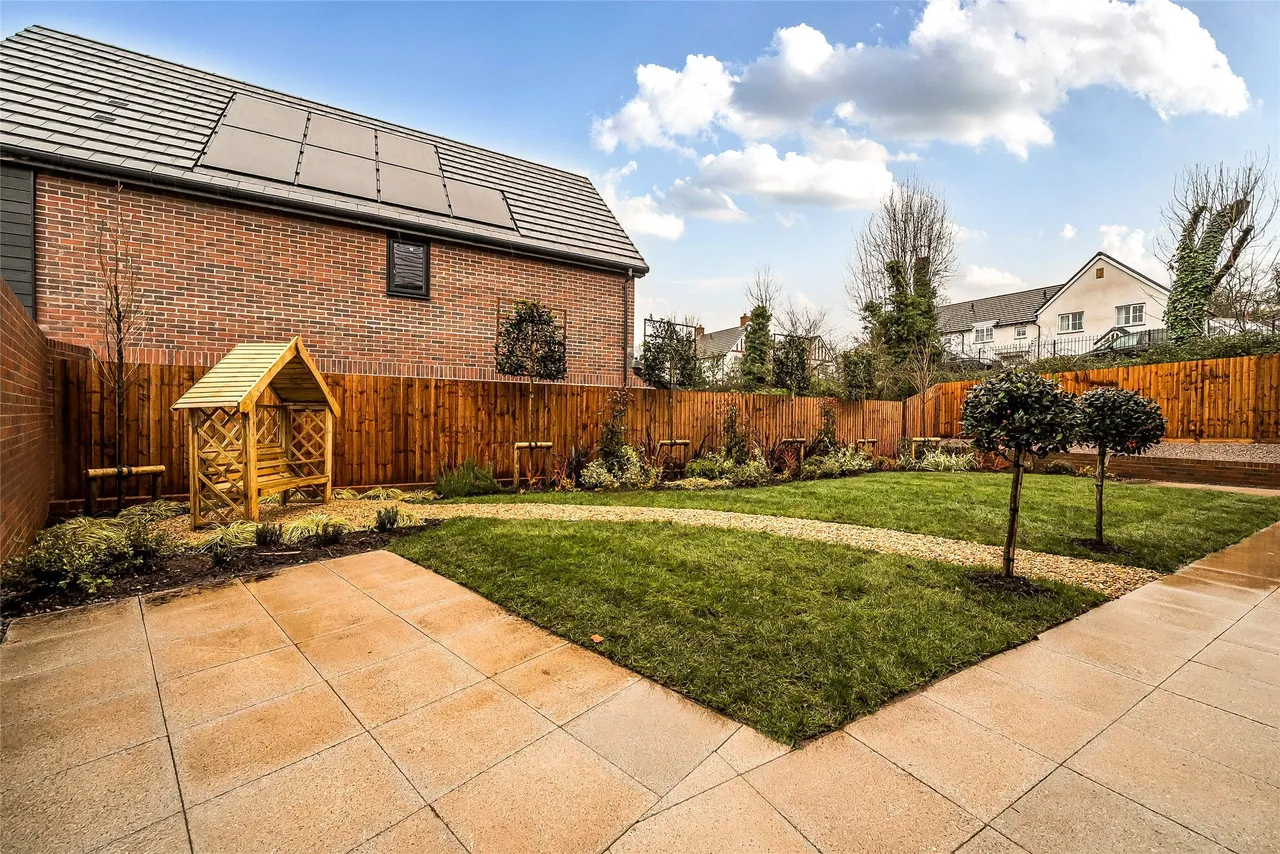 The Greystone, Repton Gardens, Bristol, Thornfield Road, BS10 6NA, photo 10
