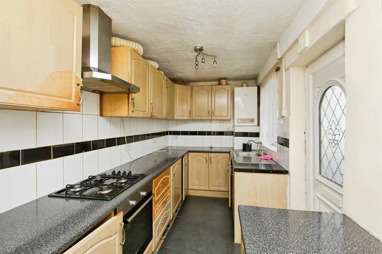 Napier Street, Burton-On-Trent, DE14, photo 2