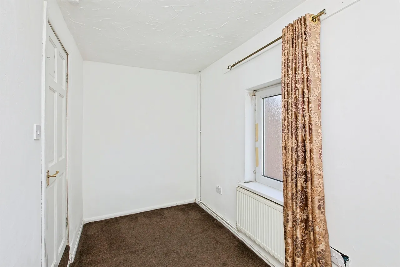 Napier Street, Burton-On-Trent, DE14, photo 12
