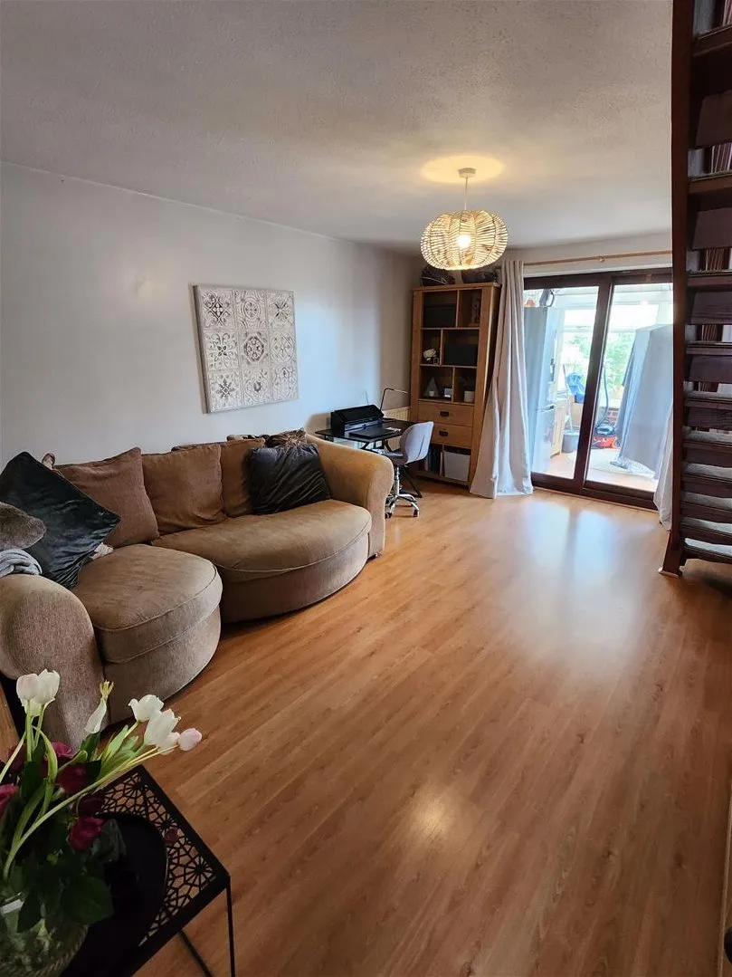 Harrison Close, Newnham, GL14, photo 2