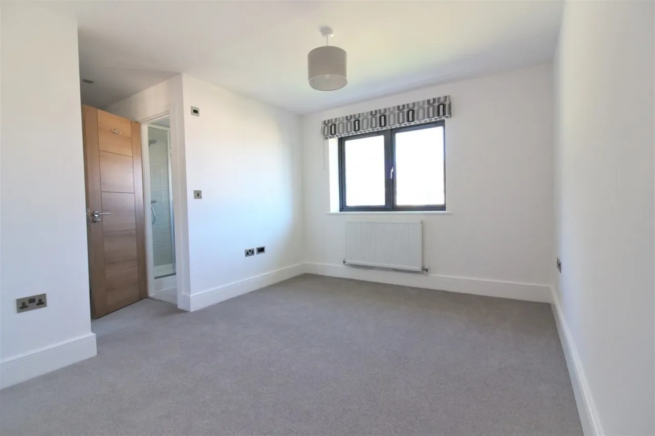 Highcliffe, Christchurch, photo 10