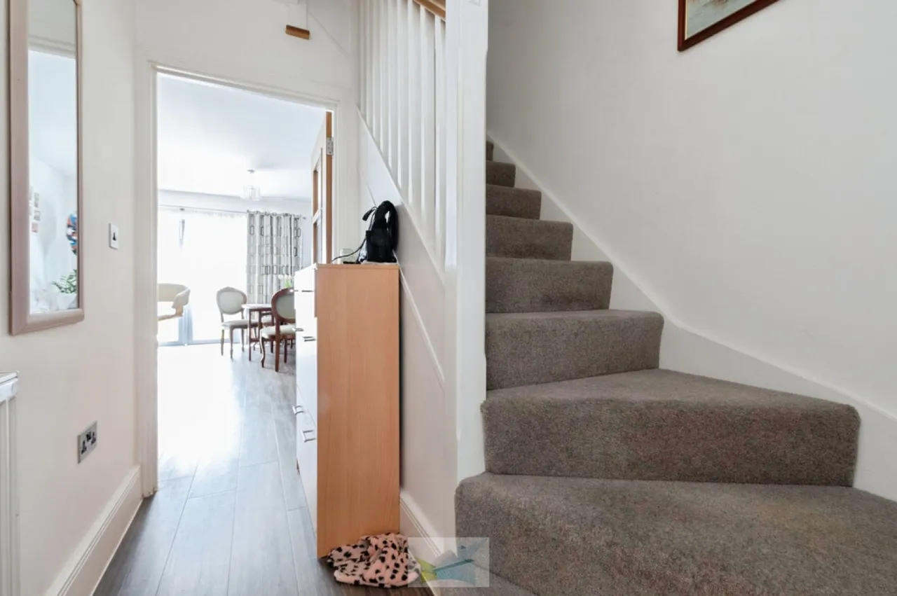 Highcliffe, Christchurch, photo 7