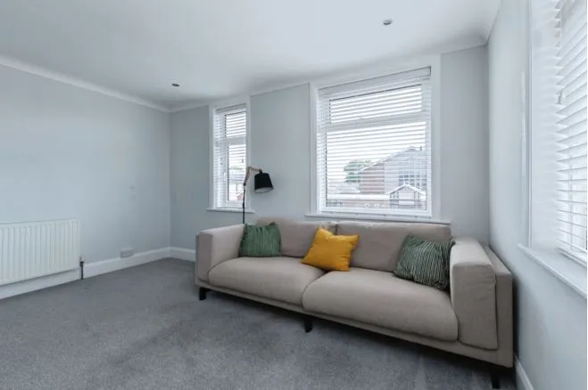 Western Avenue, Bournemouth, BH10, photo 3