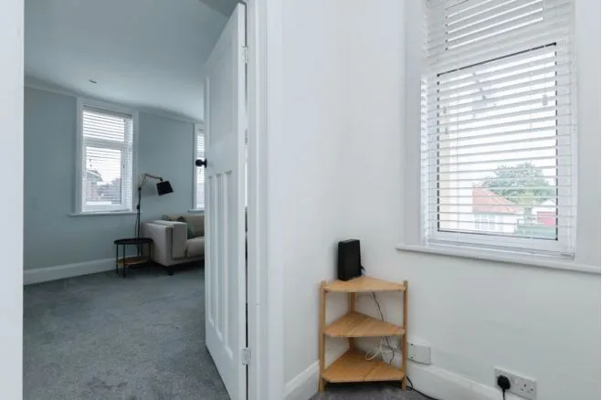 Western Avenue, Bournemouth, BH10, photo 9