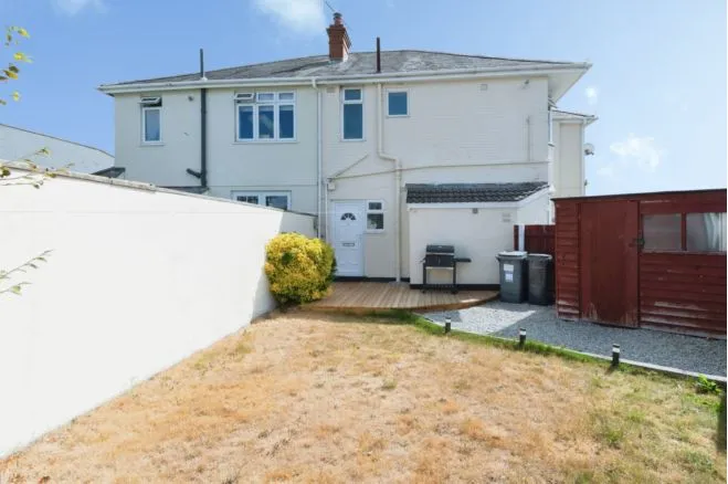 1 bed flat for sale, Western Avenue, Bournemouth, BH10