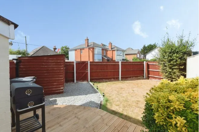 Western Avenue, Bournemouth, BH10, photo 10