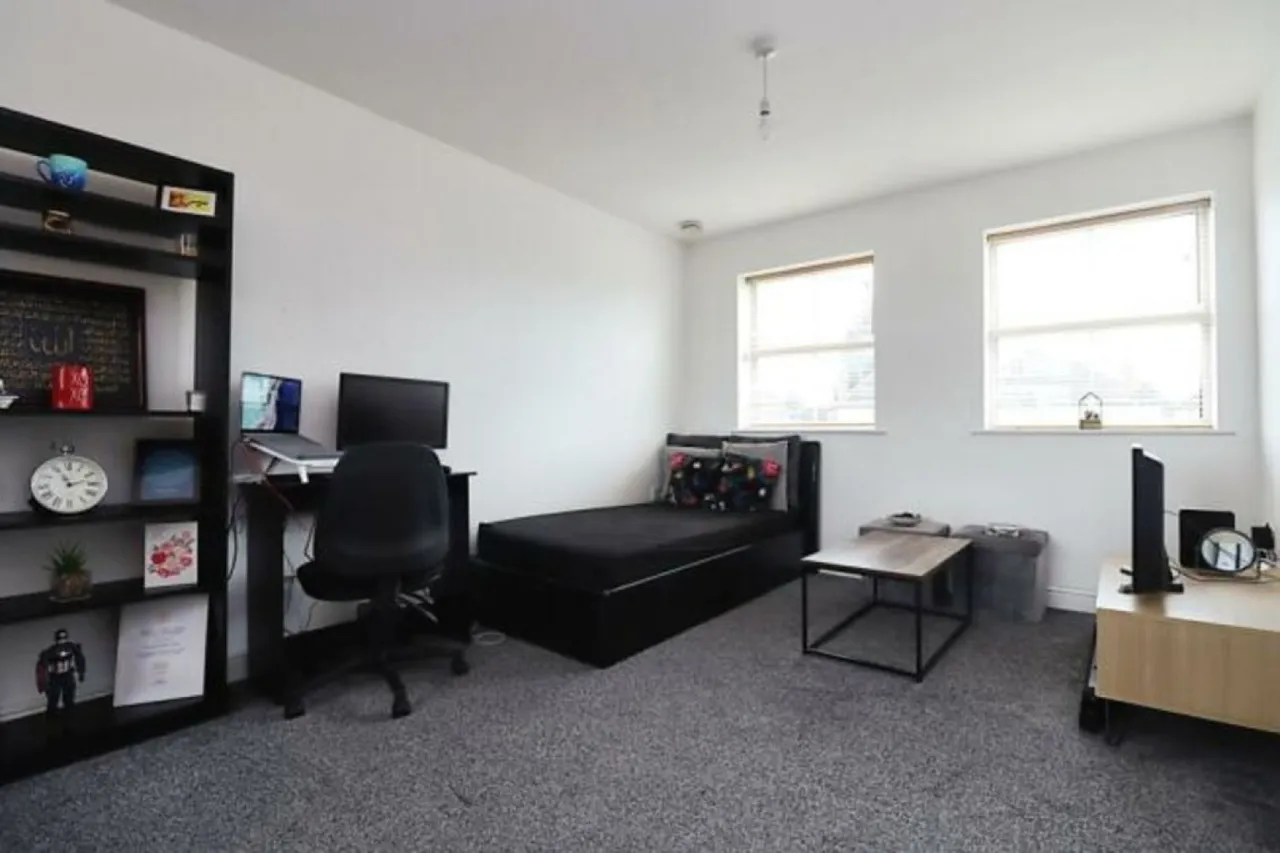 Victoria Road East, Leicester, photo 5