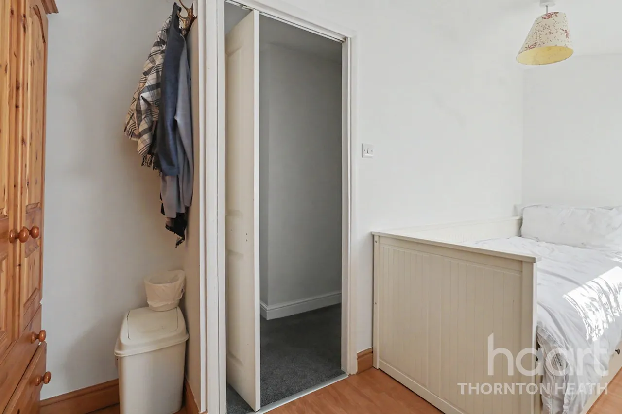 Whitehorse Lane, London, SE25, photo 7
