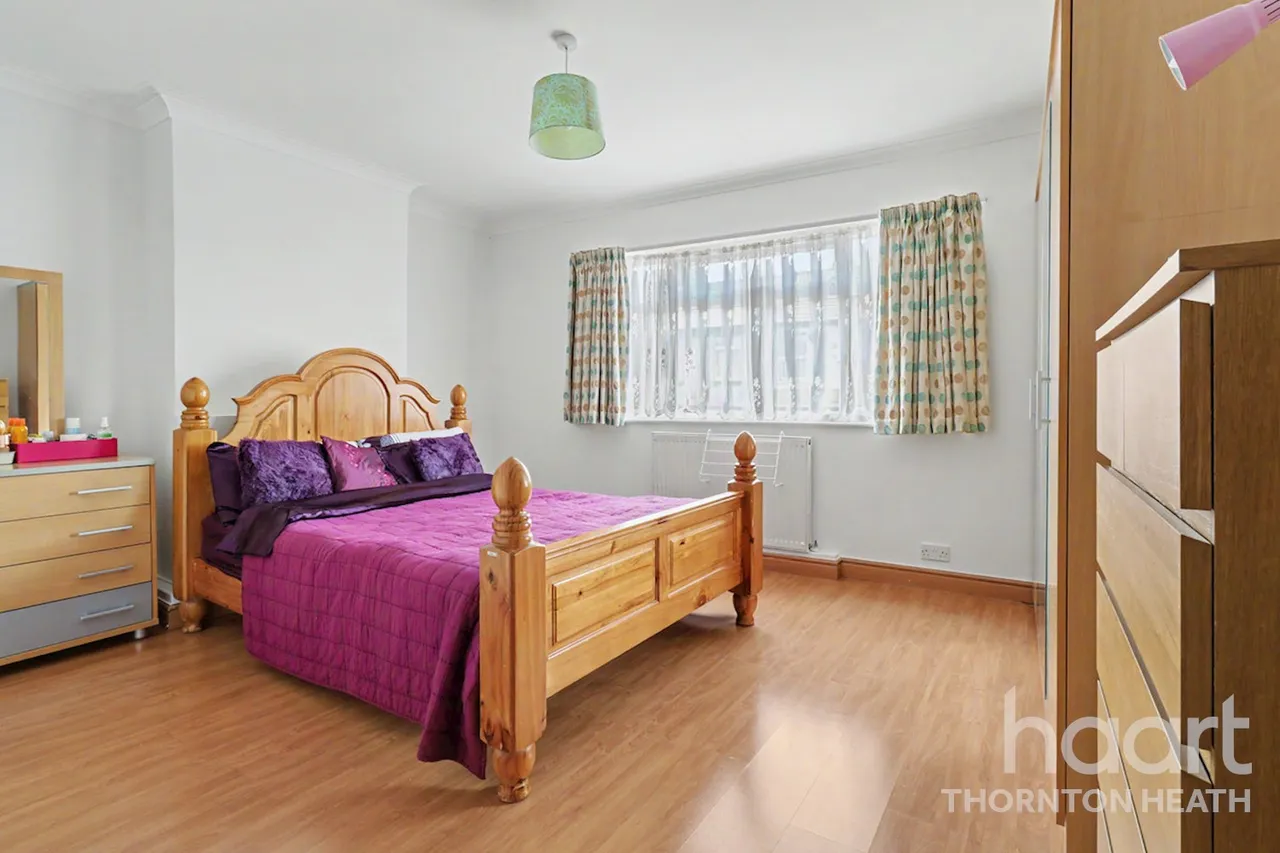 Whitehorse Lane, London, SE25, photo 9