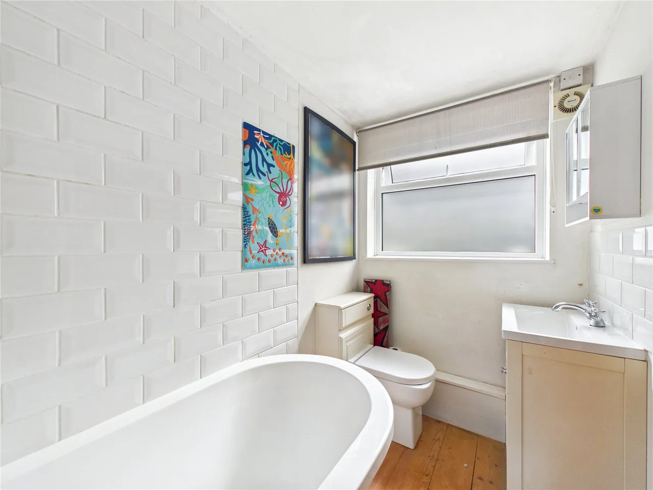 East Row, Holbrook, IP9, photo 6