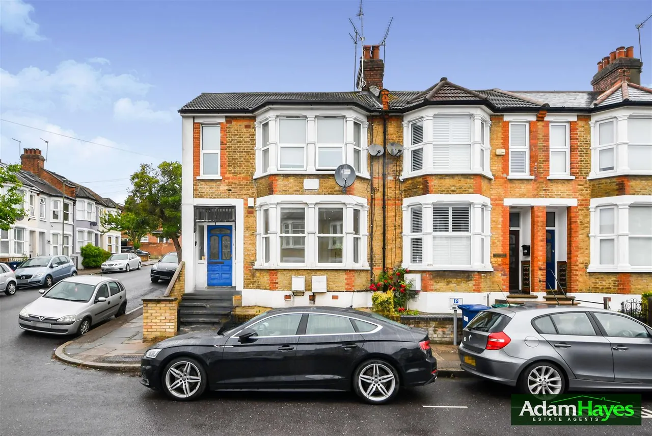 2 bed flat for sale, Glebe Road, Finchley, N3