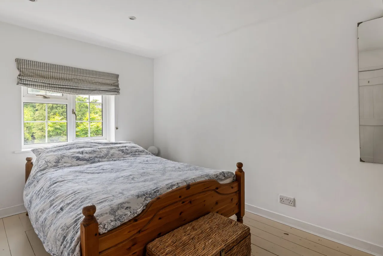 Henwood Green Road, Pembury, TN2, photo 11