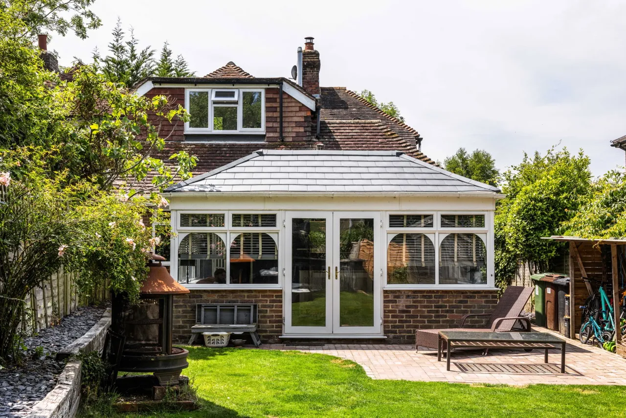 Henwood Green Road, Pembury, TN2, photo 20