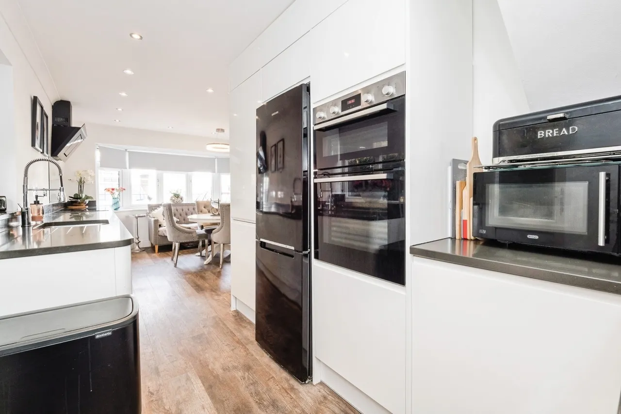 Princes Road, Buckhurst Hill, Essex, IG9, photo 9