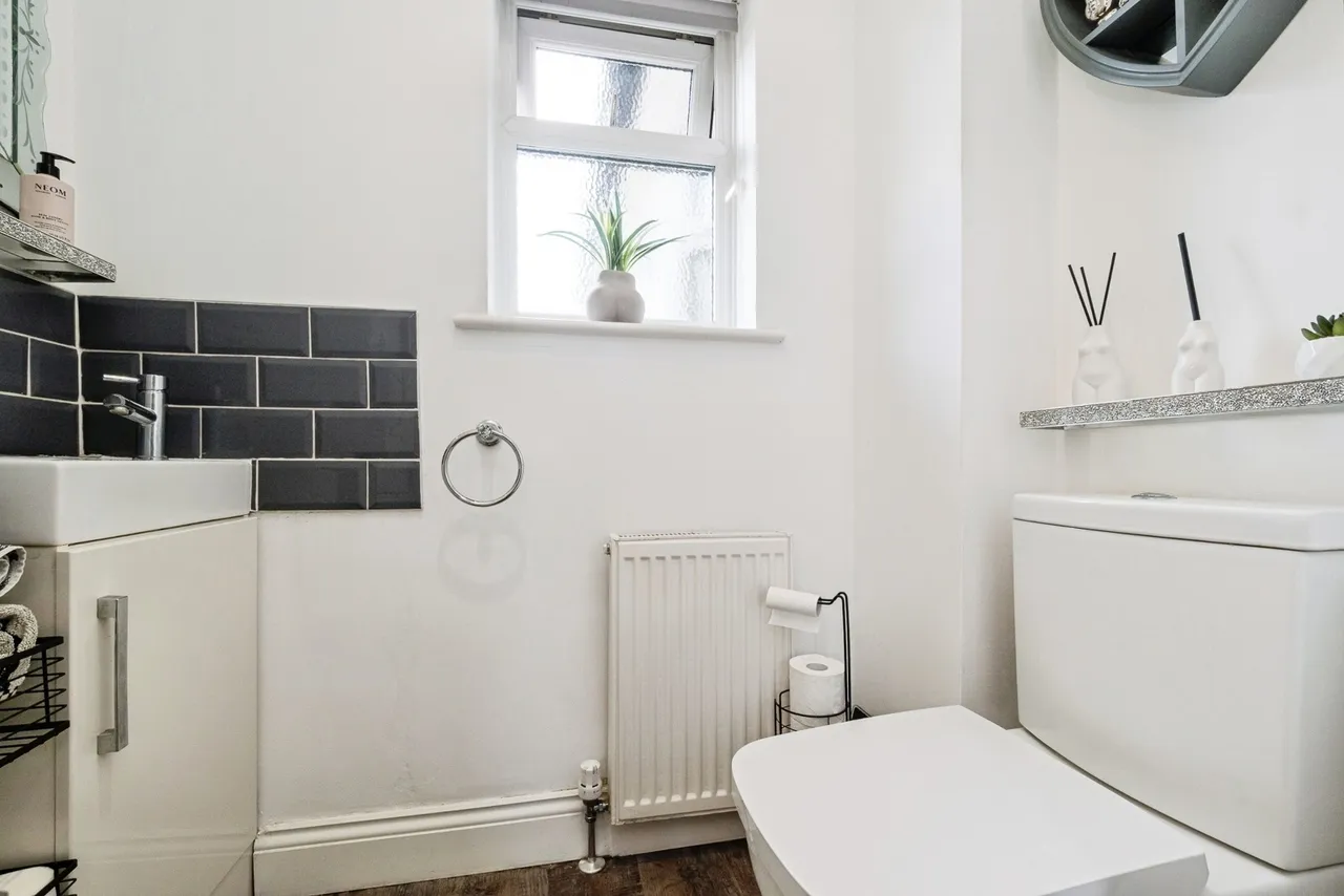 Princes Road, Buckhurst Hill, Essex, IG9, photo 16