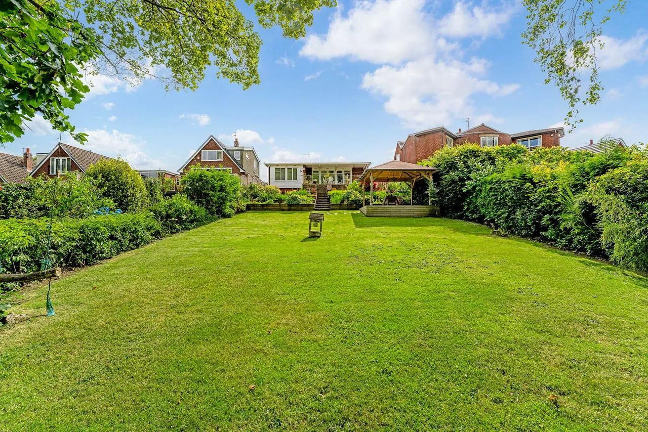 Oakwood Avenue, Ashton-In-Makerfield, Wigan, Wigan, WN4 9NS, photo 5