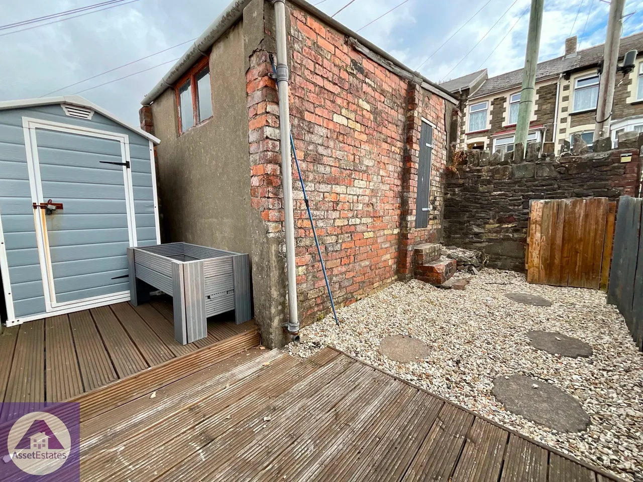 Richmond Road, Six Bells, photo 21