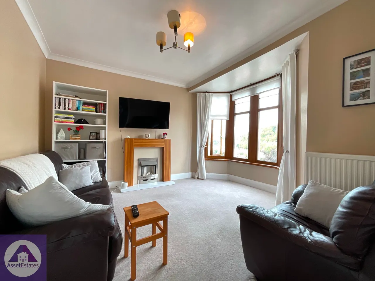 Richmond Road, Six Bells, photo 4