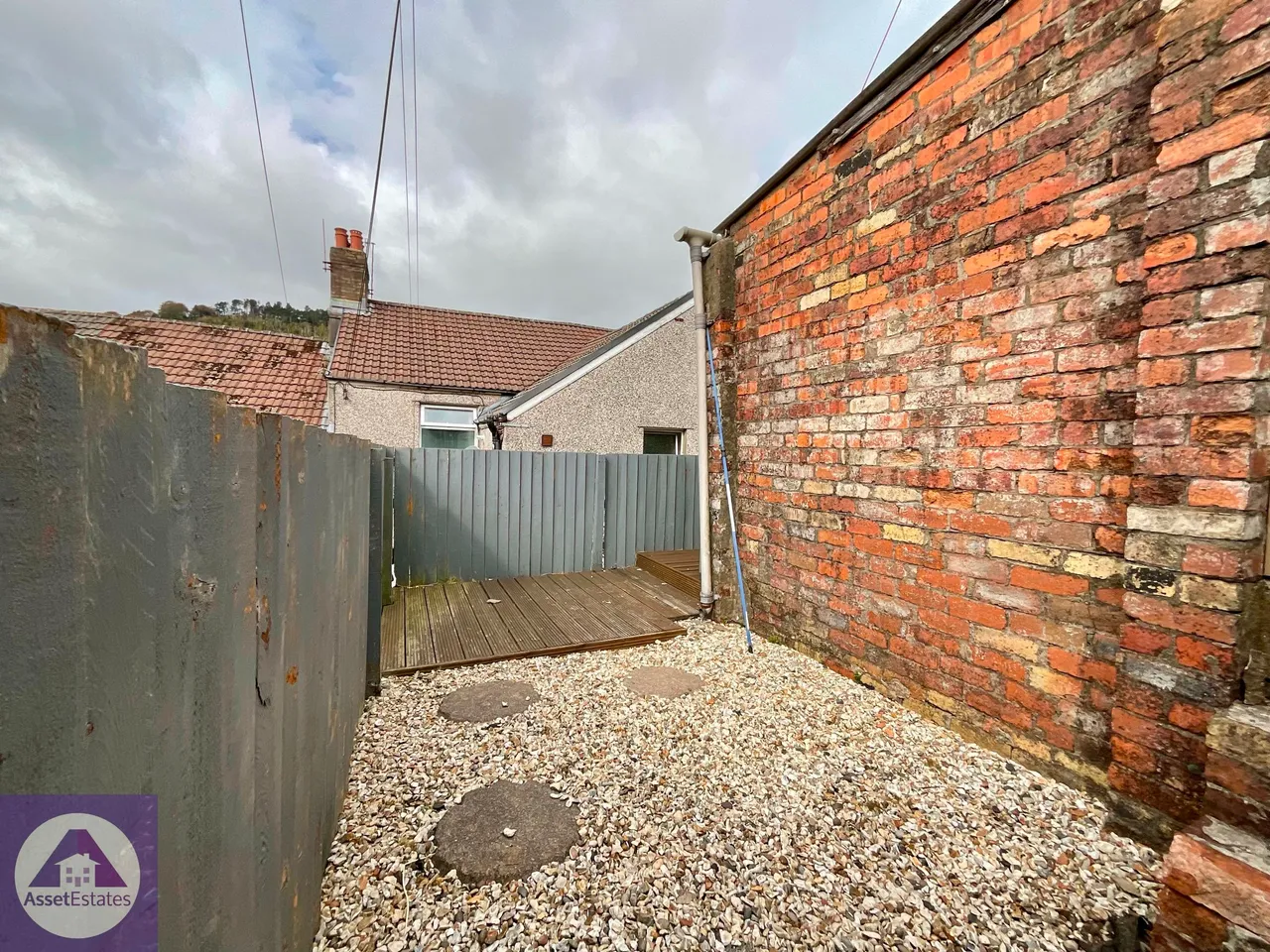Richmond Road, Six Bells, photo 20
