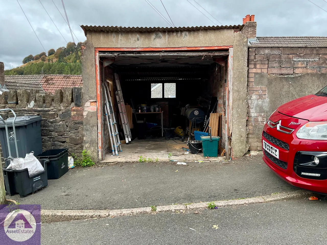 Richmond Road, Six Bells, photo 22