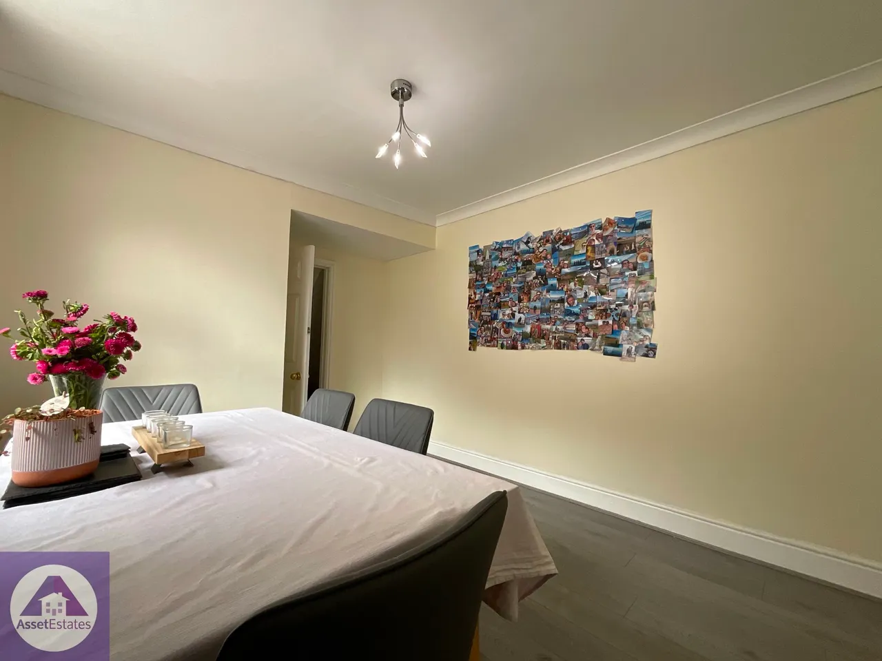 Richmond Road, Six Bells, photo 9
