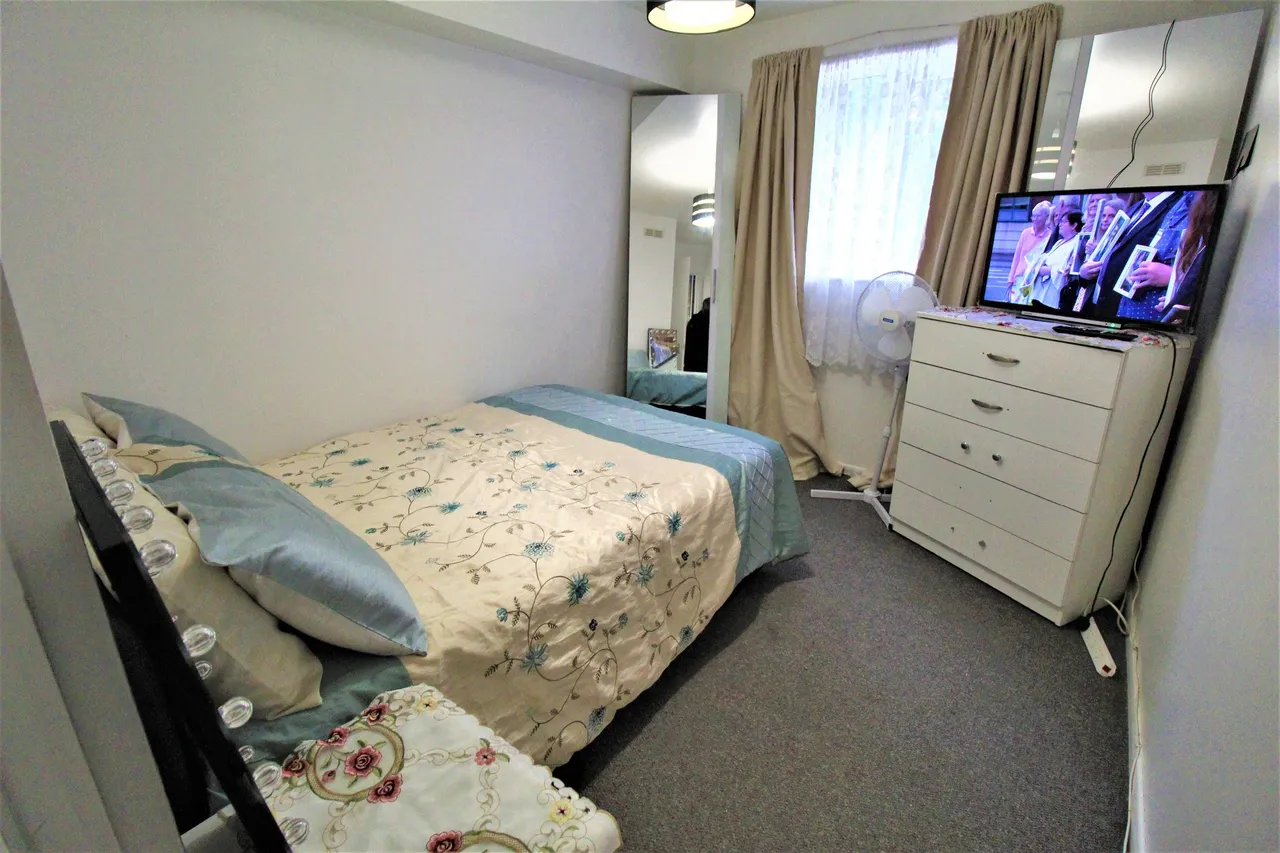 Wingrove Drive, Purfleet, Essex, RM19 1NB, photo 8