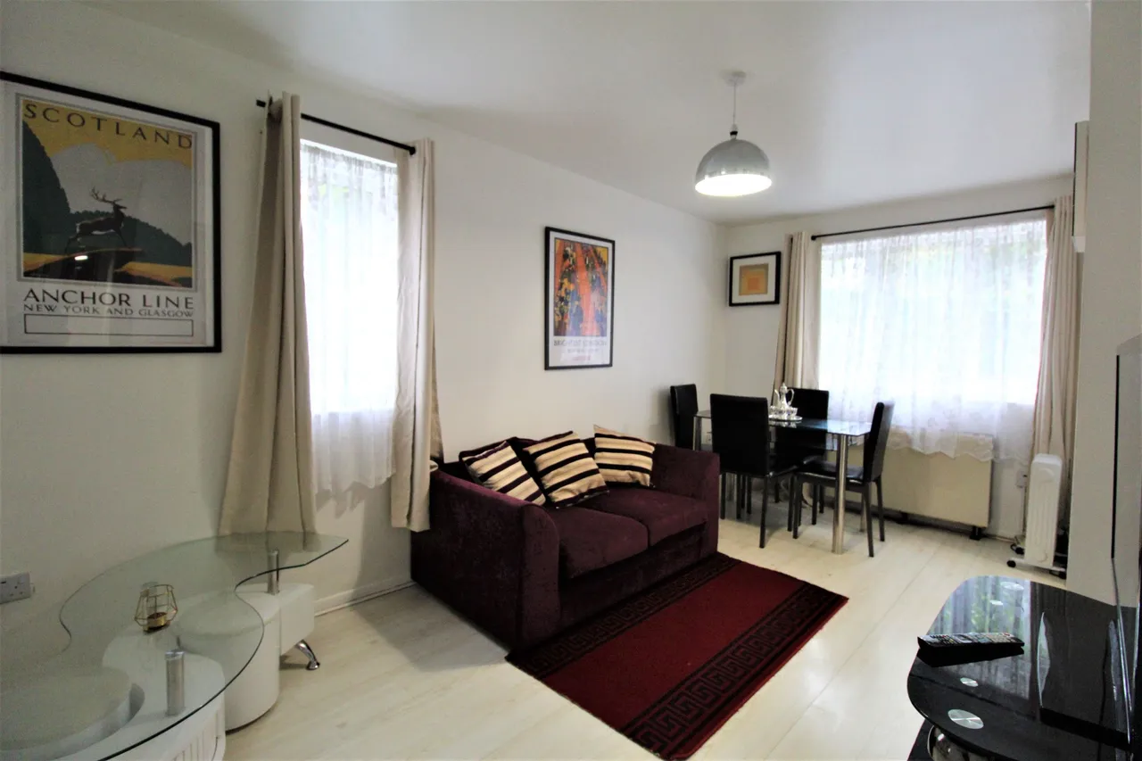 Wingrove Drive, Purfleet, Essex, RM19 1NB, photo 5