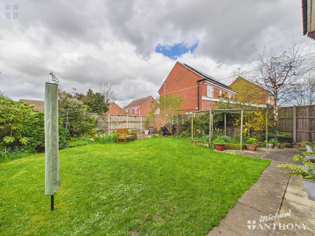 Webster Road, Aylesbury, HP21 7FJ, photo 3