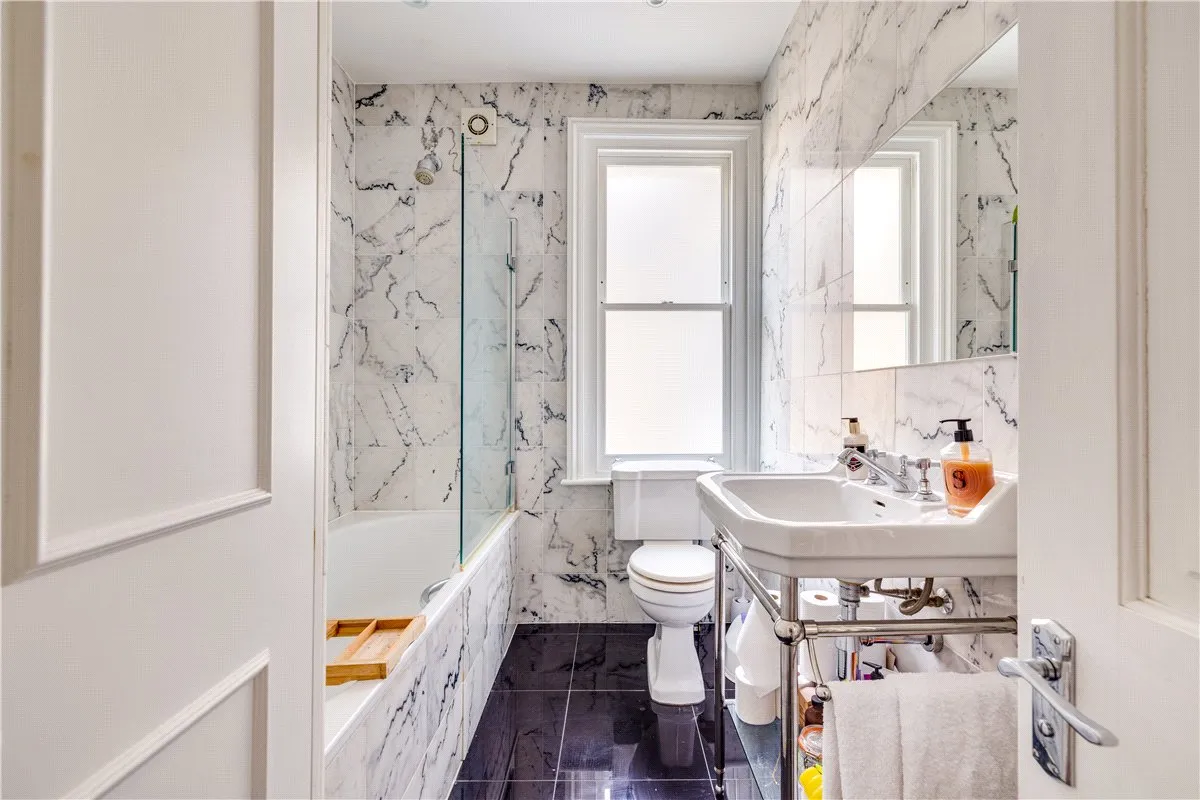 Replingham Road, London, SW18, photo 13