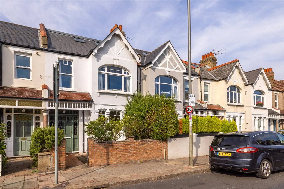 Replingham Road, London, SW18, photo 3