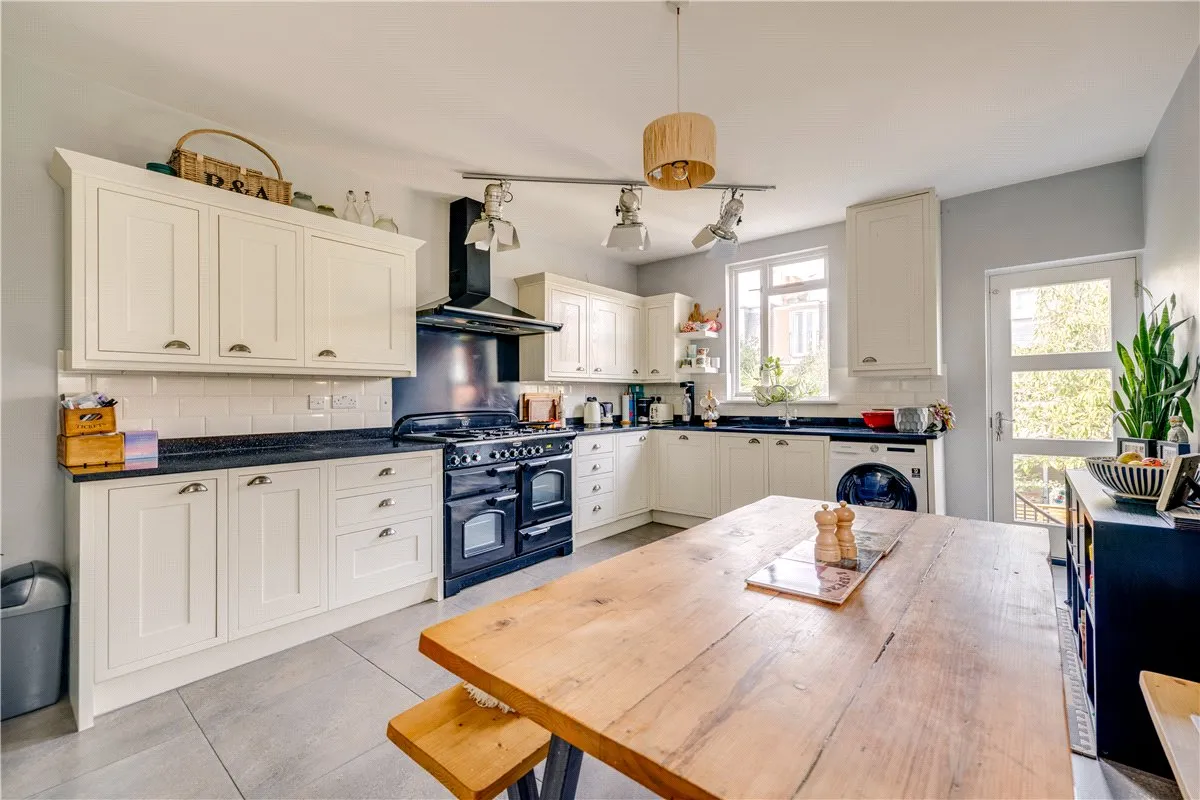 Replingham Road, London, SW18, photo 9