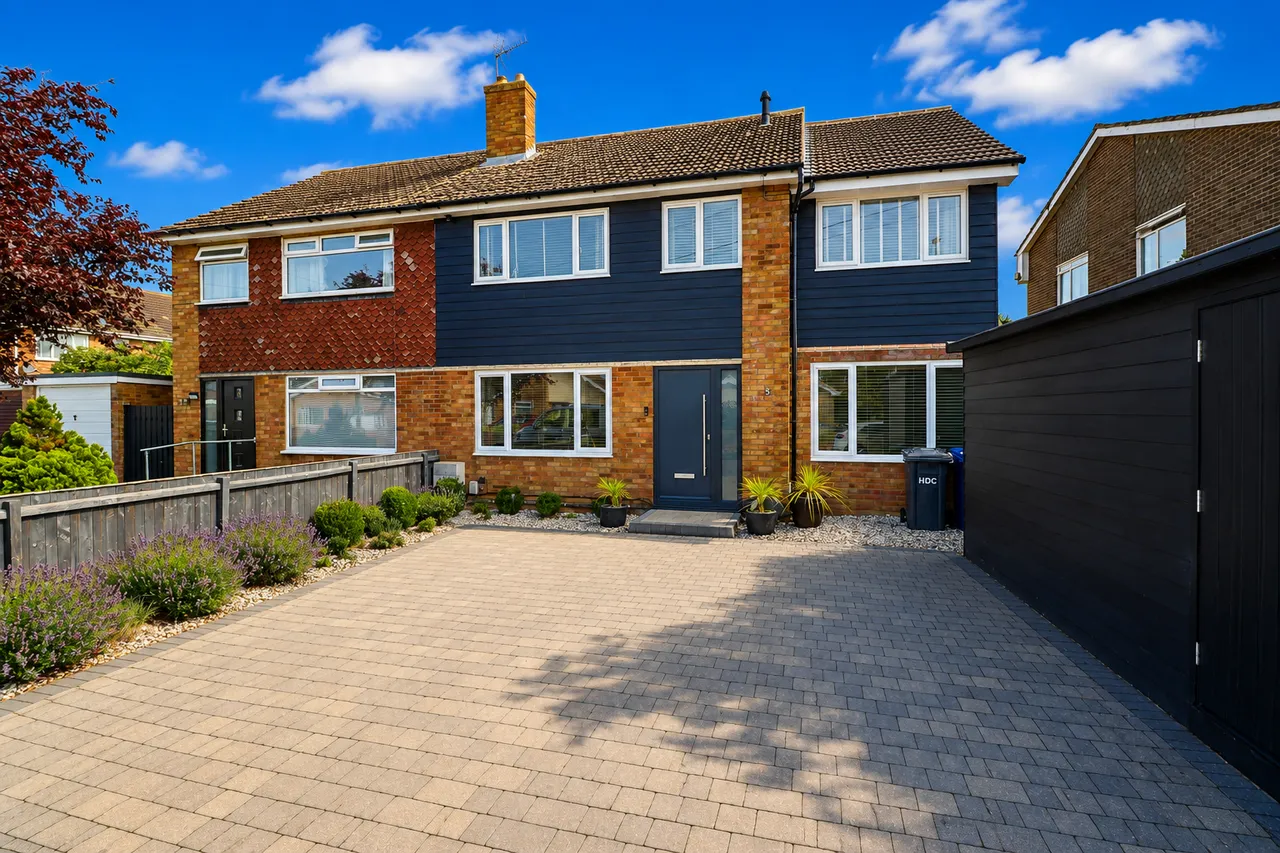 Parkway, Little Paxton, PE19, photo 30