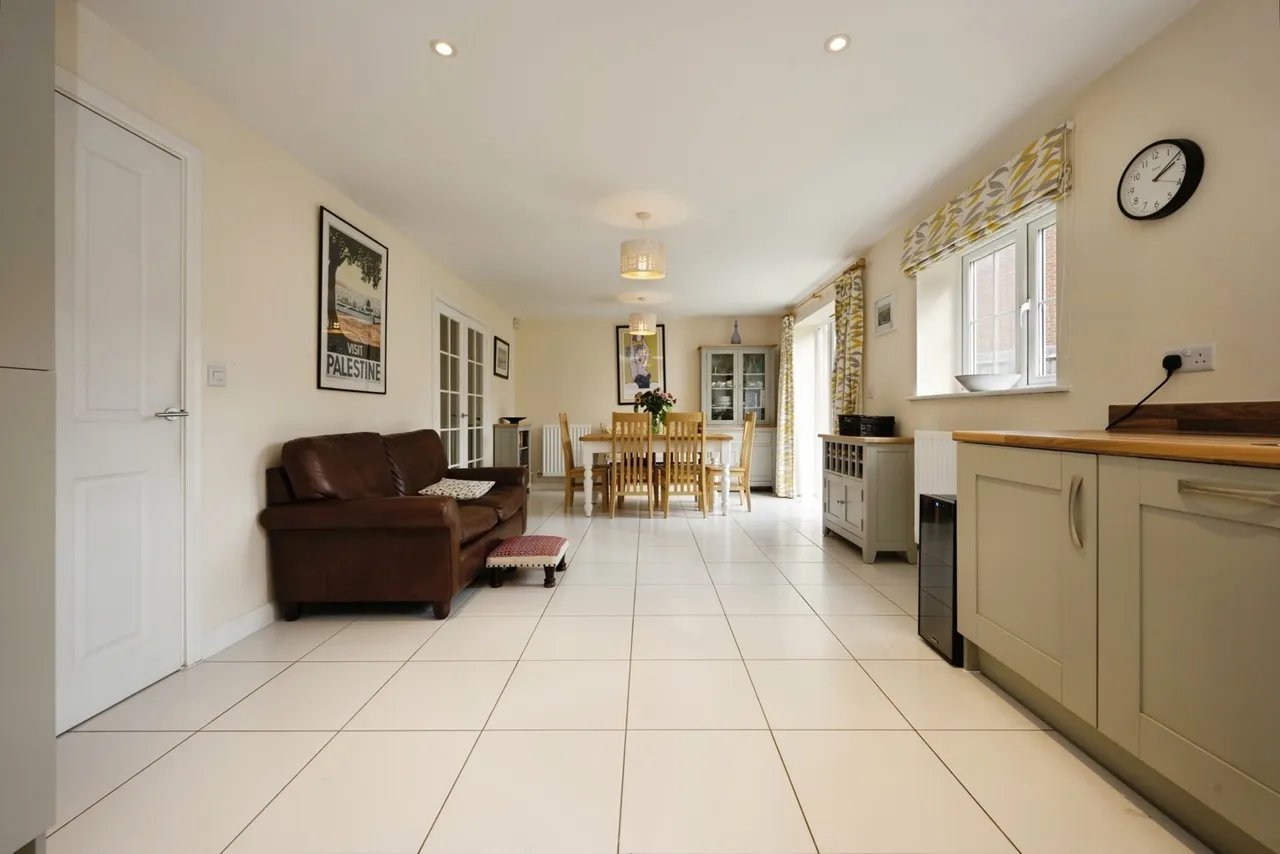 Perch Mews, Biddenham, MK40, photo 9