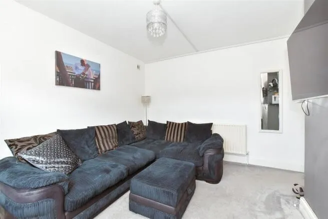 Newcomen Road, PO2, photo 2