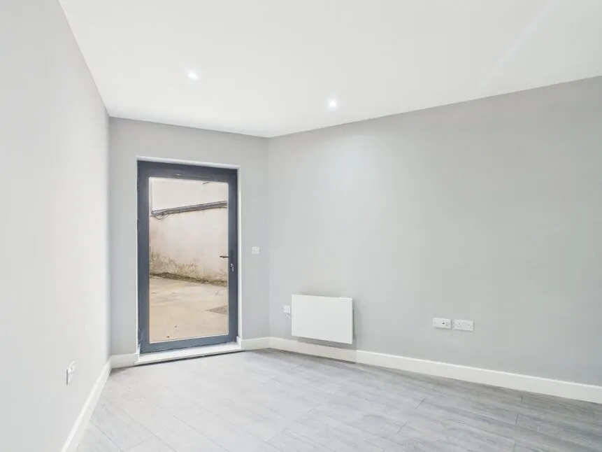 King Edwards Road, Barking, IG11, photo 3
