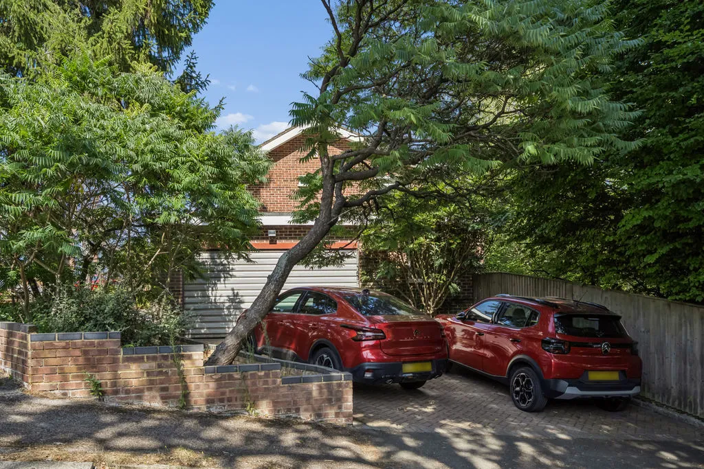 Highfield Park, Marlow SL7 2DE, photo 11