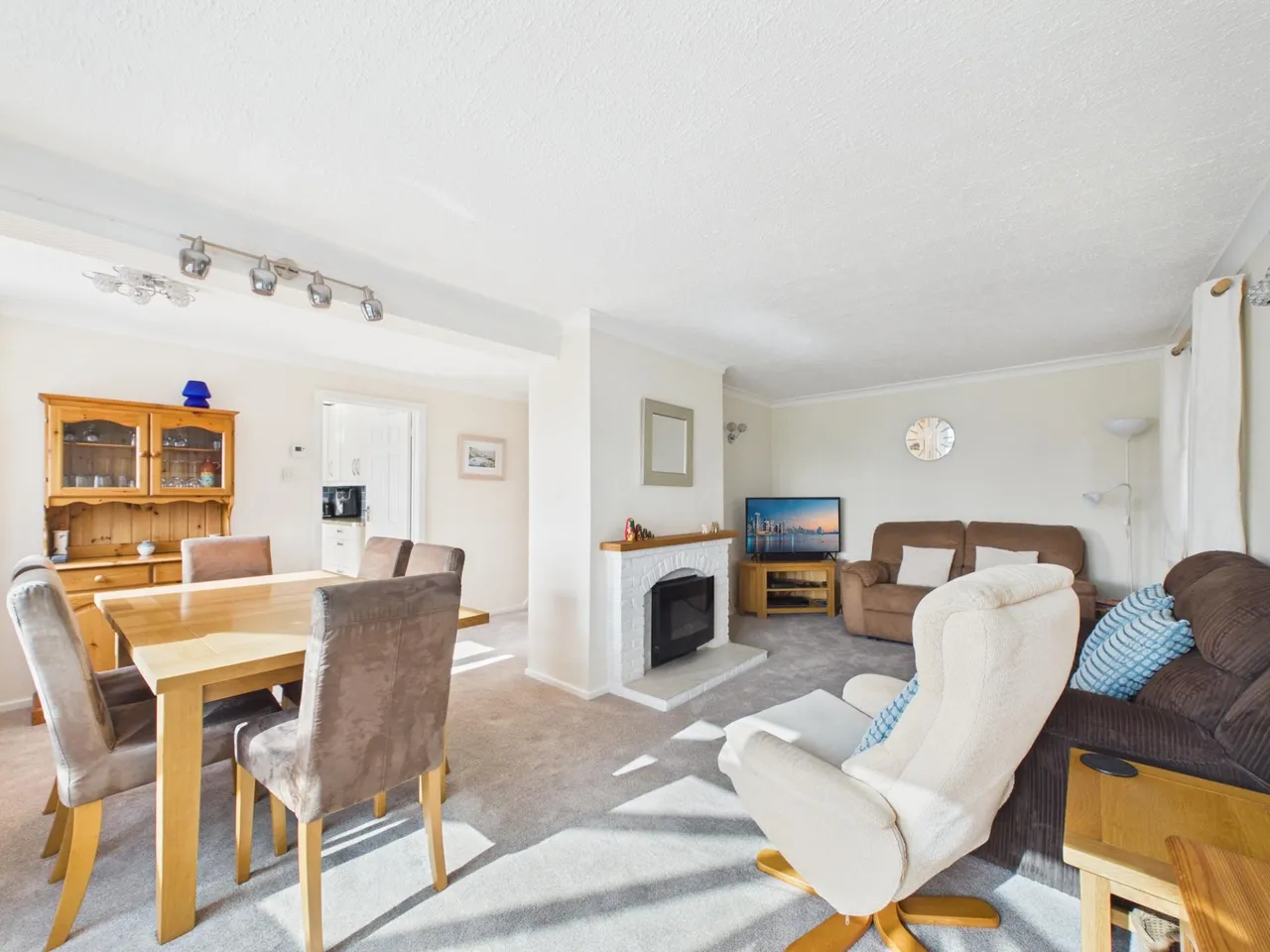 Mandeville Close, Tilehurst, Reading, RG30, photo 2