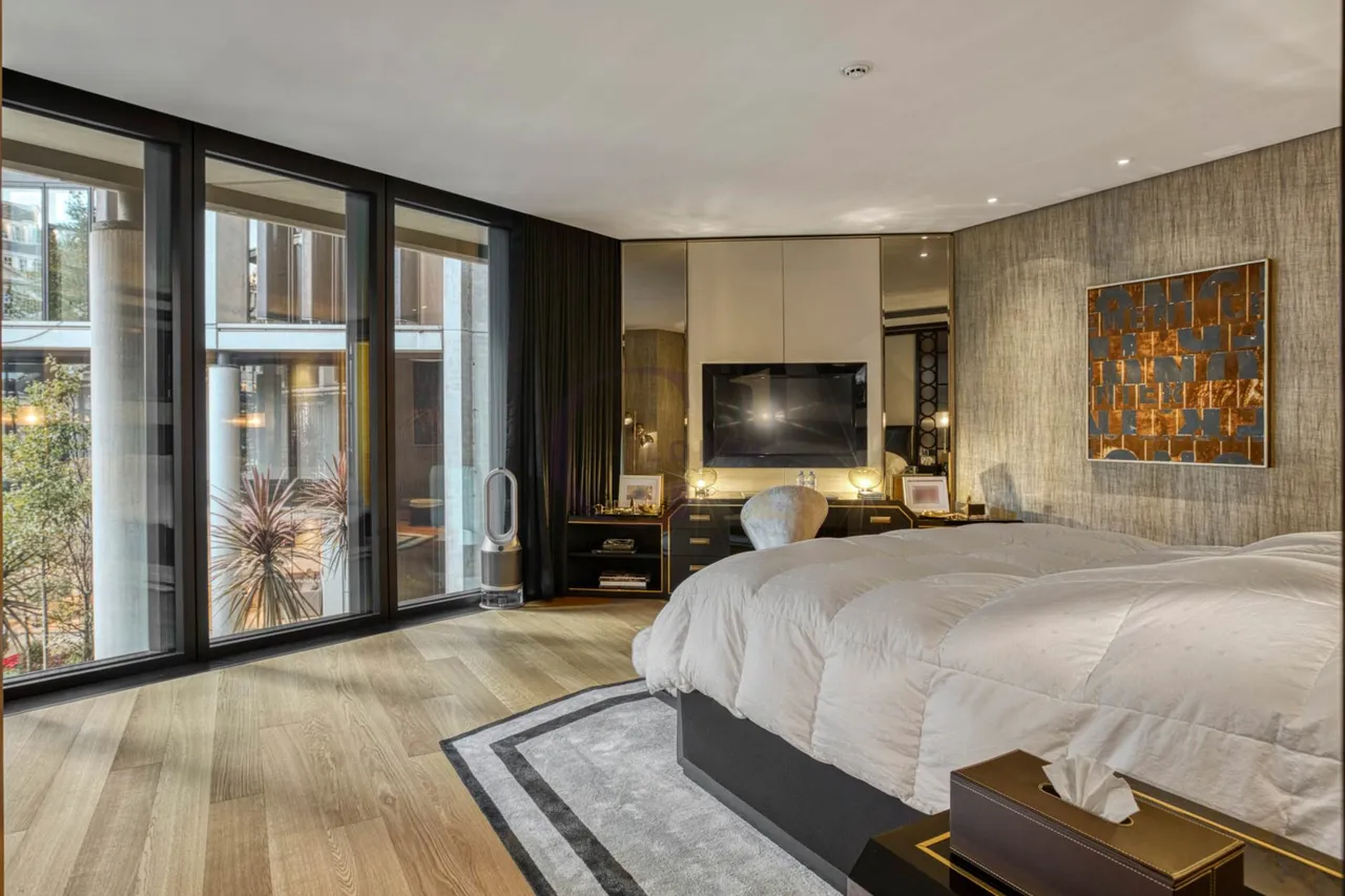 One Hyde Park, London, SW1X, photo 9