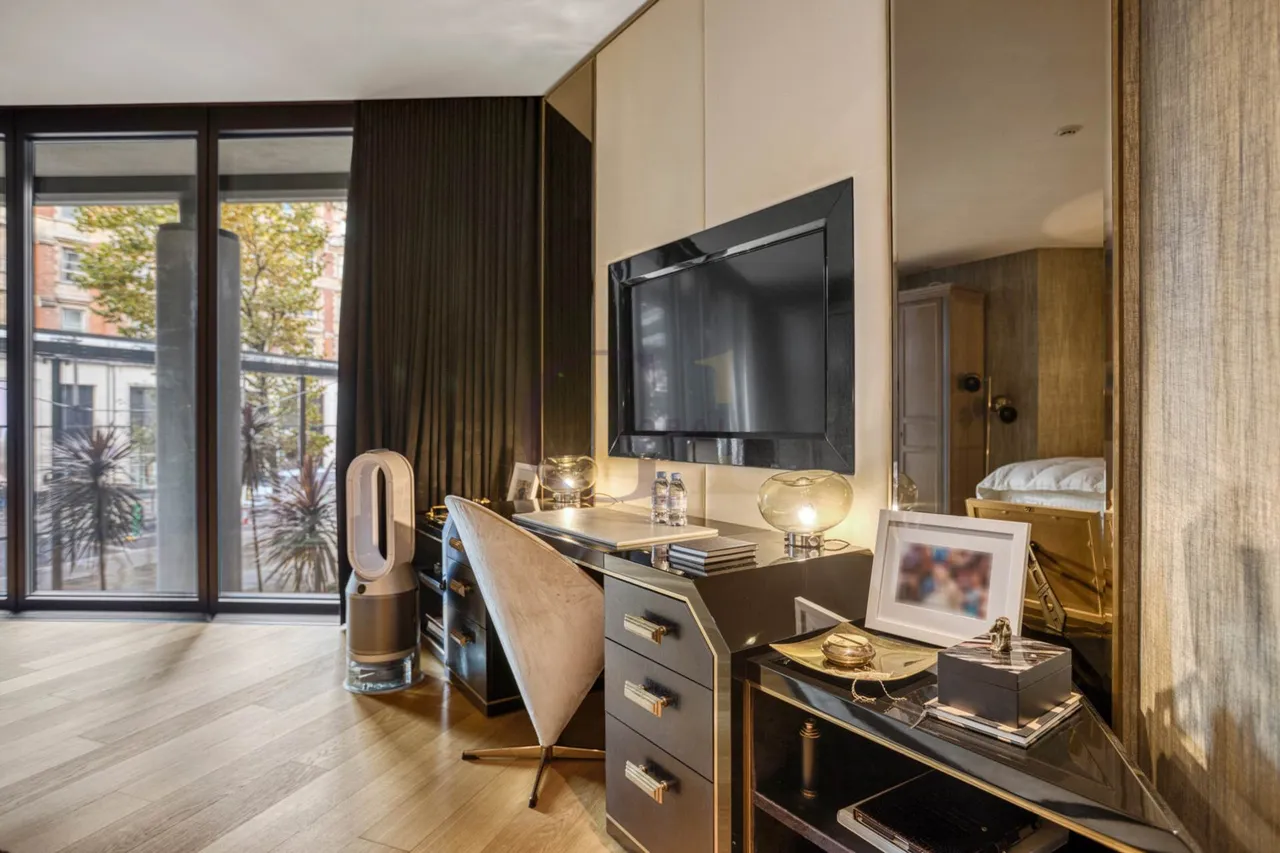 One Hyde Park, London, SW1X, photo 10