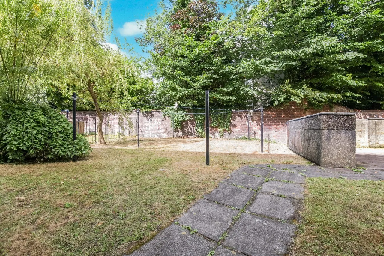 Neilston Road, Paisley, Renfrewshire, PA2, photo 11