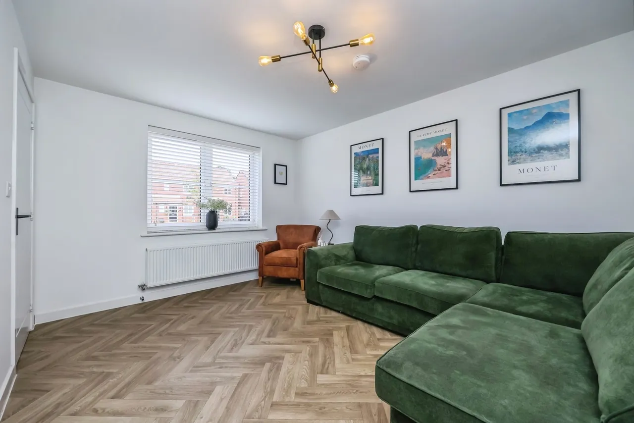 Magee Close, NOTTINGHAM, Nottinghamshire, NG15, photo 6