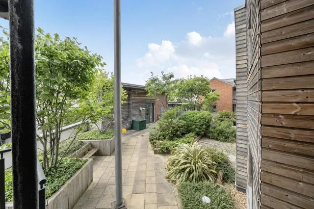 Park Way, Newbury, RG14, photo 13
