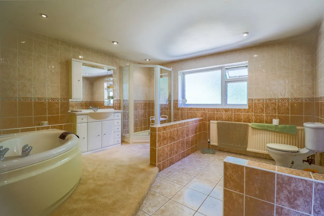 John Street, North Wingfield, S42, photo 11